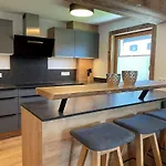 بيت للعطل Haus Nussbaum By Interhome *
