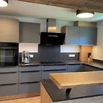 Haus Nussbaum By Interhome بيت للعطل